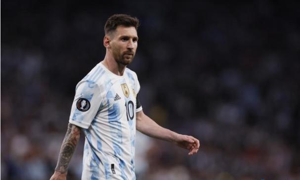 一杯奶茶喝下肚会发生什么，十杯呢？